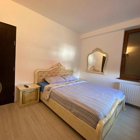 Apartament 3 Camere Bacău Eksteriør billede